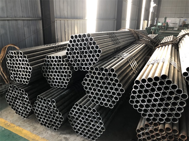中卫小口径厚壁无缝钢管