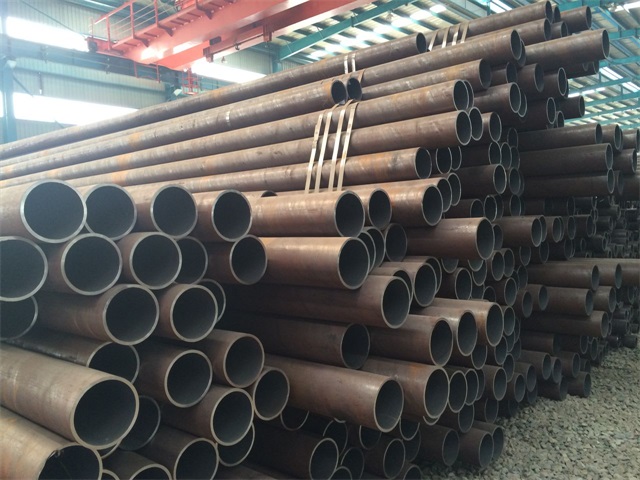 中卫化肥设备用高压无缝钢管