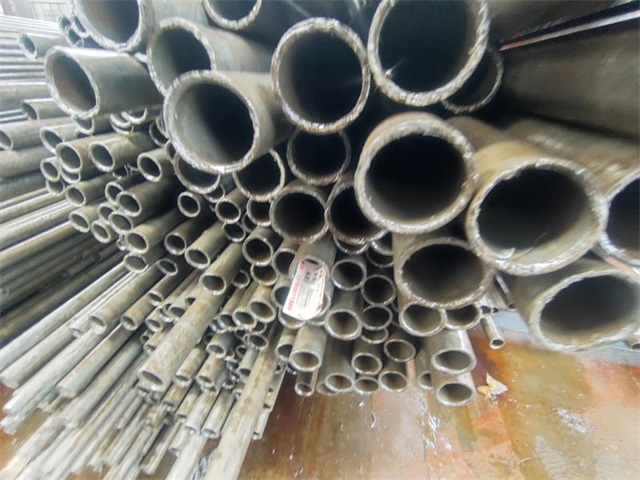 中卫大口径精密无缝钢管