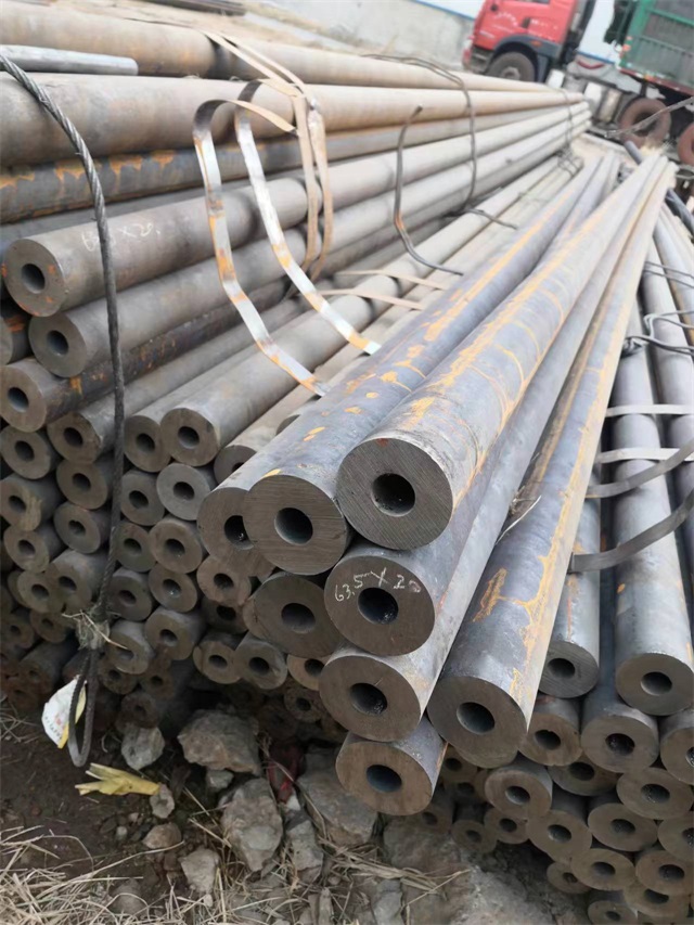 中卫q235b无缝钢管