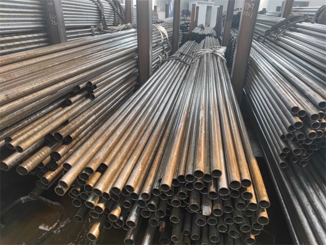 中卫35CrMo精密无缝钢管