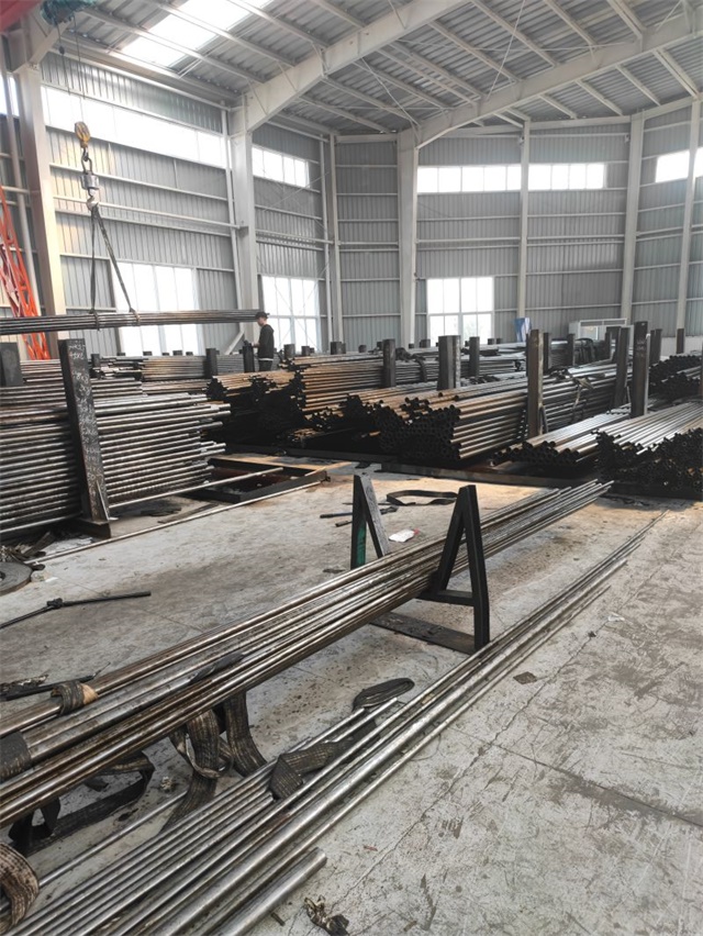 中卫小口径精密光亮无缝钢管