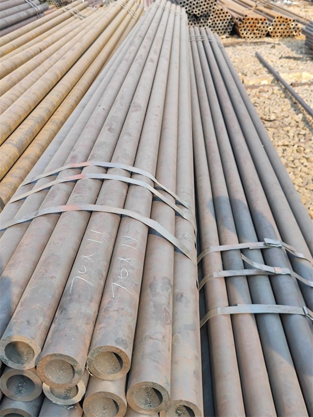 中卫GB8163流体输送用无缝钢管