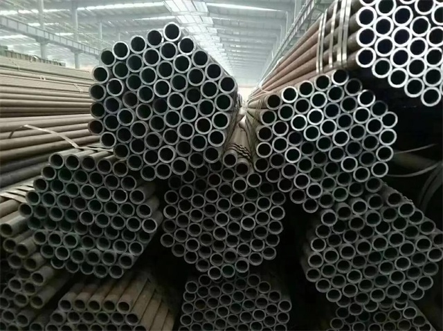 中卫20#石油裂化用无缝钢管